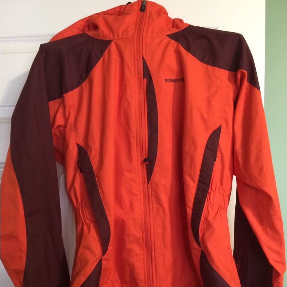 Women's Patagonia lightweight jacket